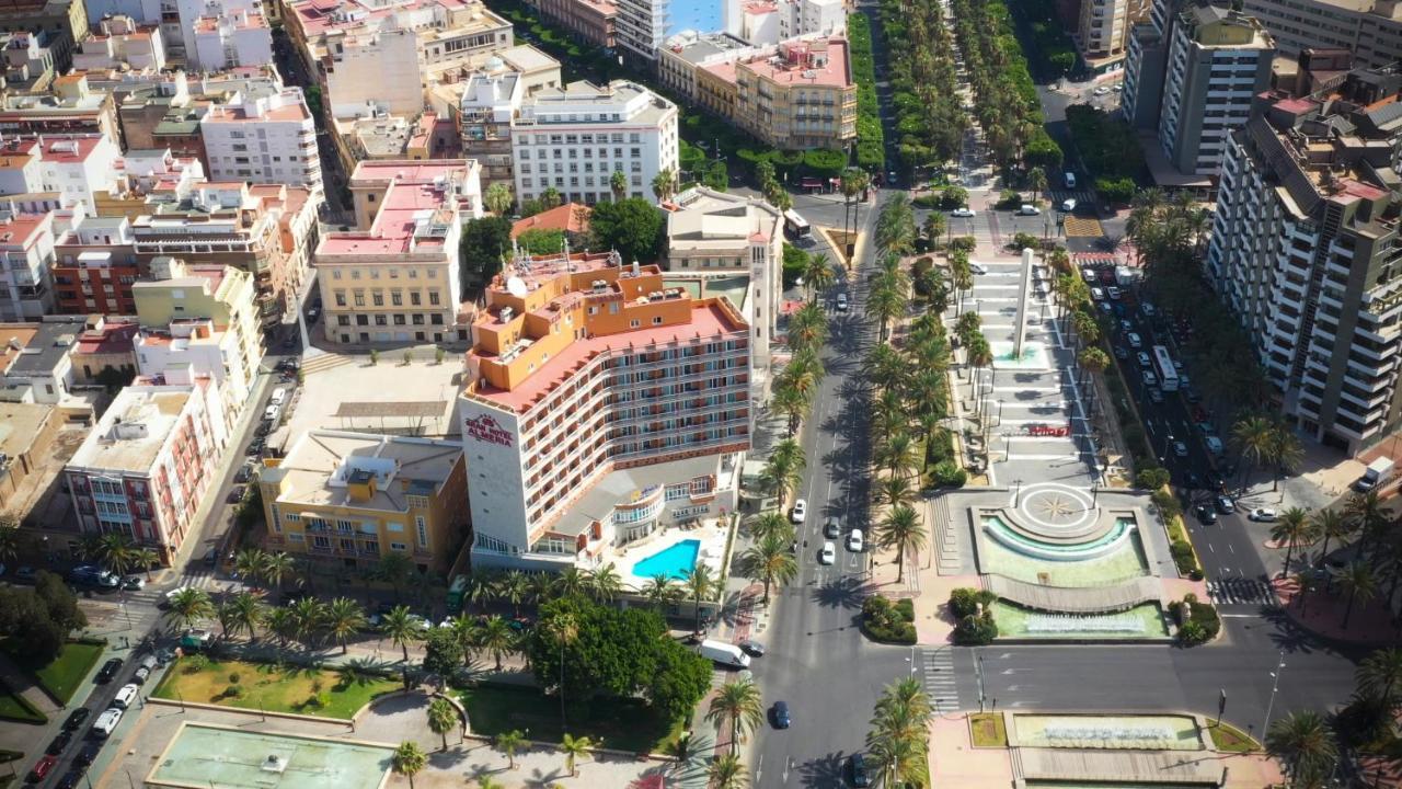 Ohtels Gran Hotel Almeria Exterior photo