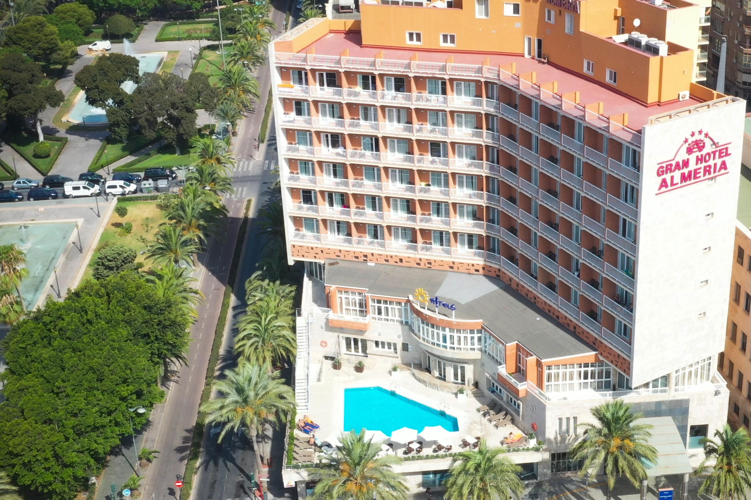 Ohtels Gran Hotel Almeria Exterior photo