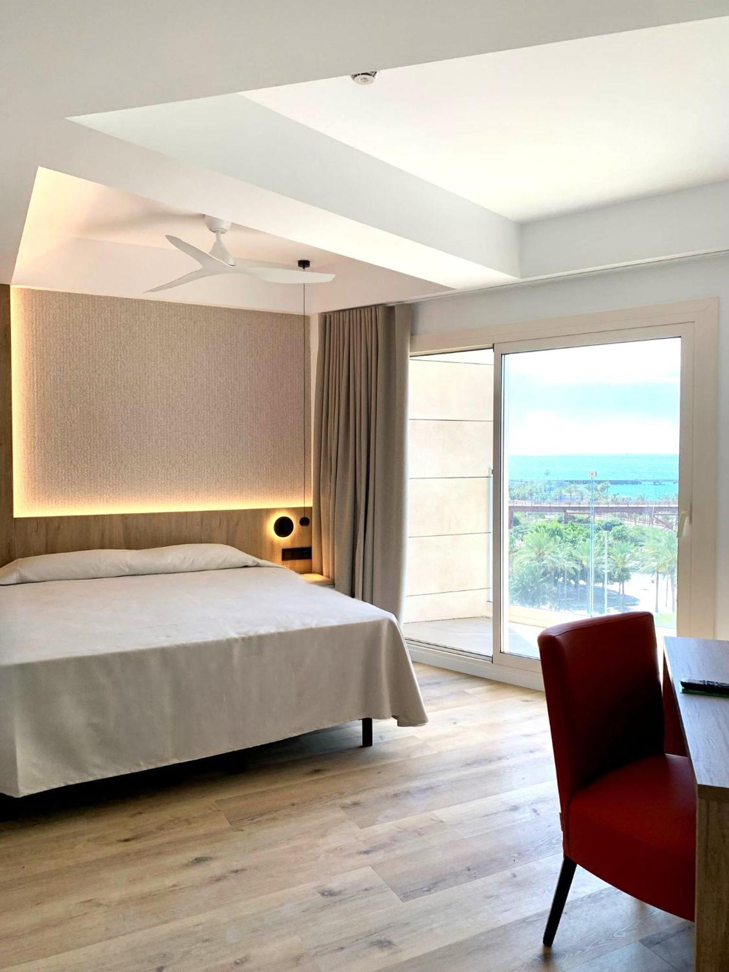 Ohtels Gran Hotel Almeria Exterior photo