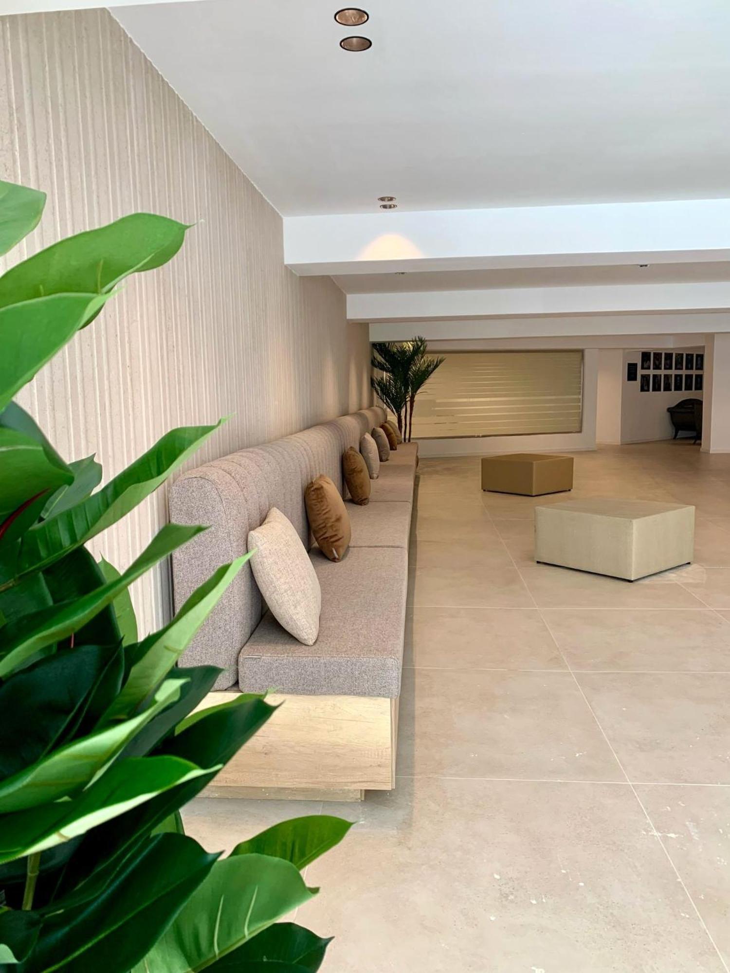 Ohtels Gran Hotel Almeria Exterior photo