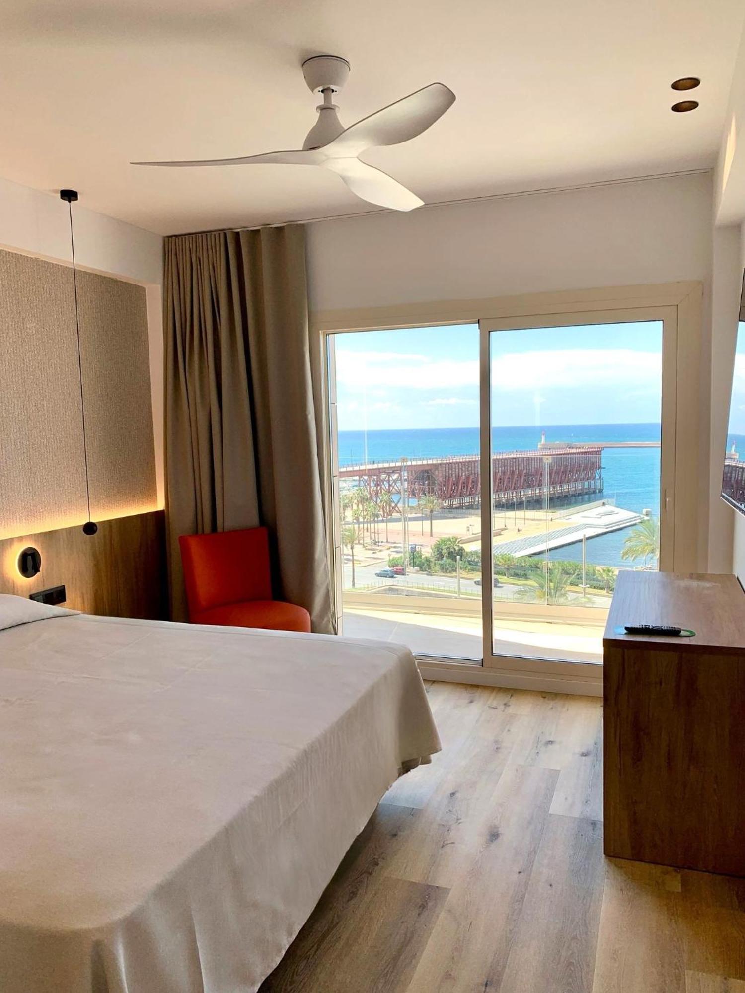 Ohtels Gran Hotel Almeria Exterior photo