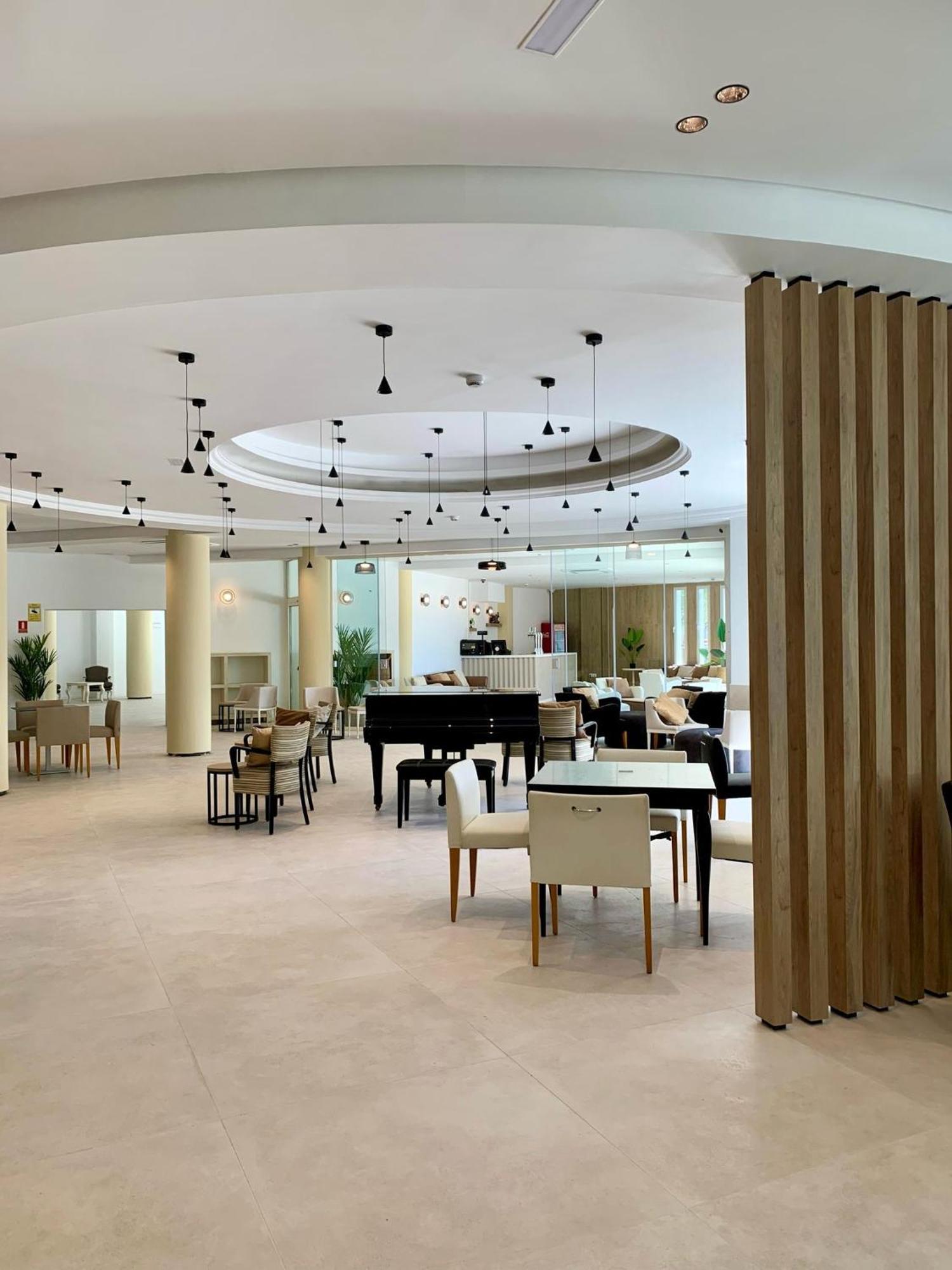 Ohtels Gran Hotel Almeria Exterior photo